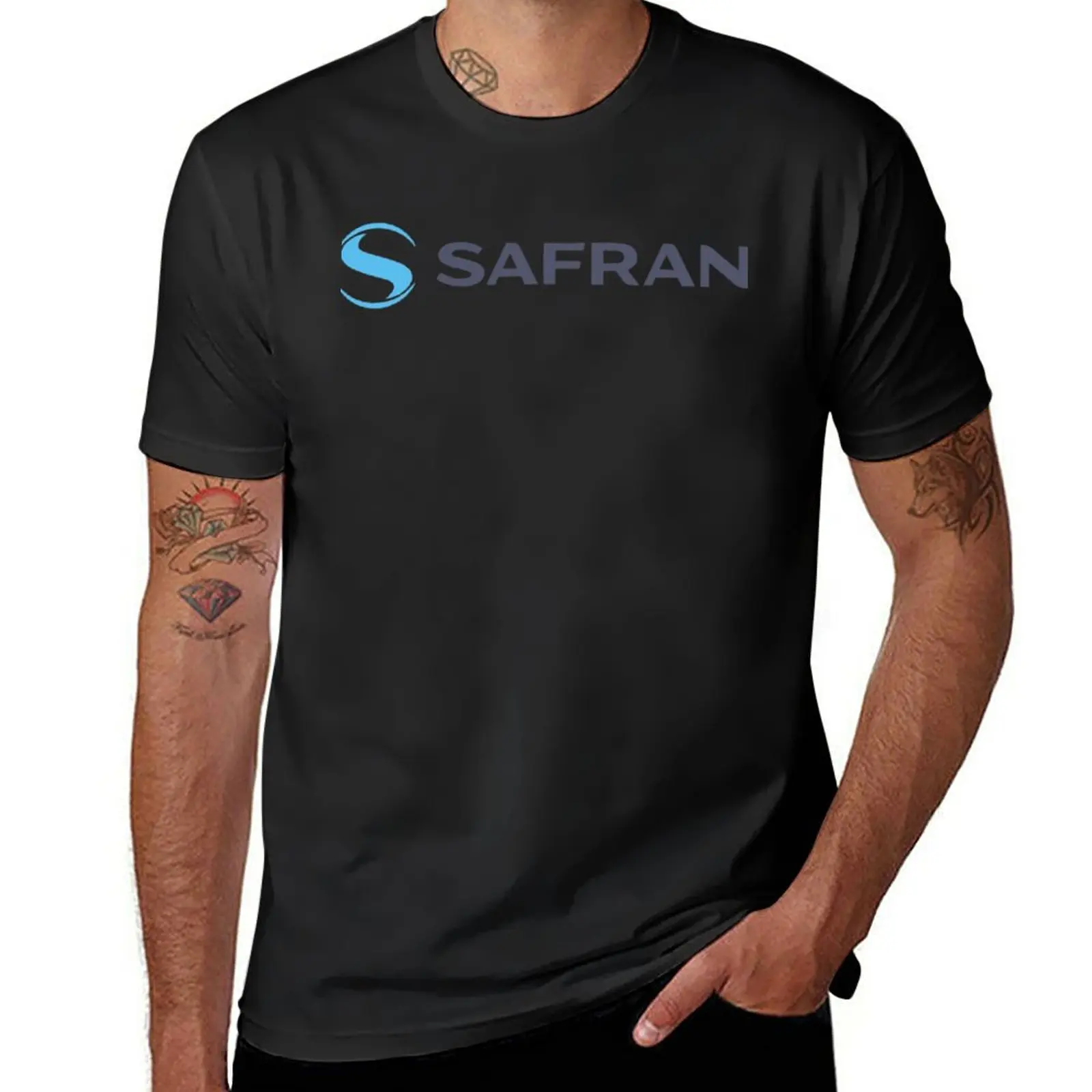 T-shirt preta com logotipo son - Anime Merchandise Logo avaliação e preço